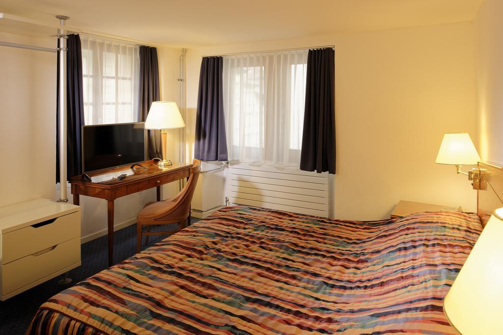 Hotel Hine Adon ฟรีบูร์ก ห้อง รูปภาพ
