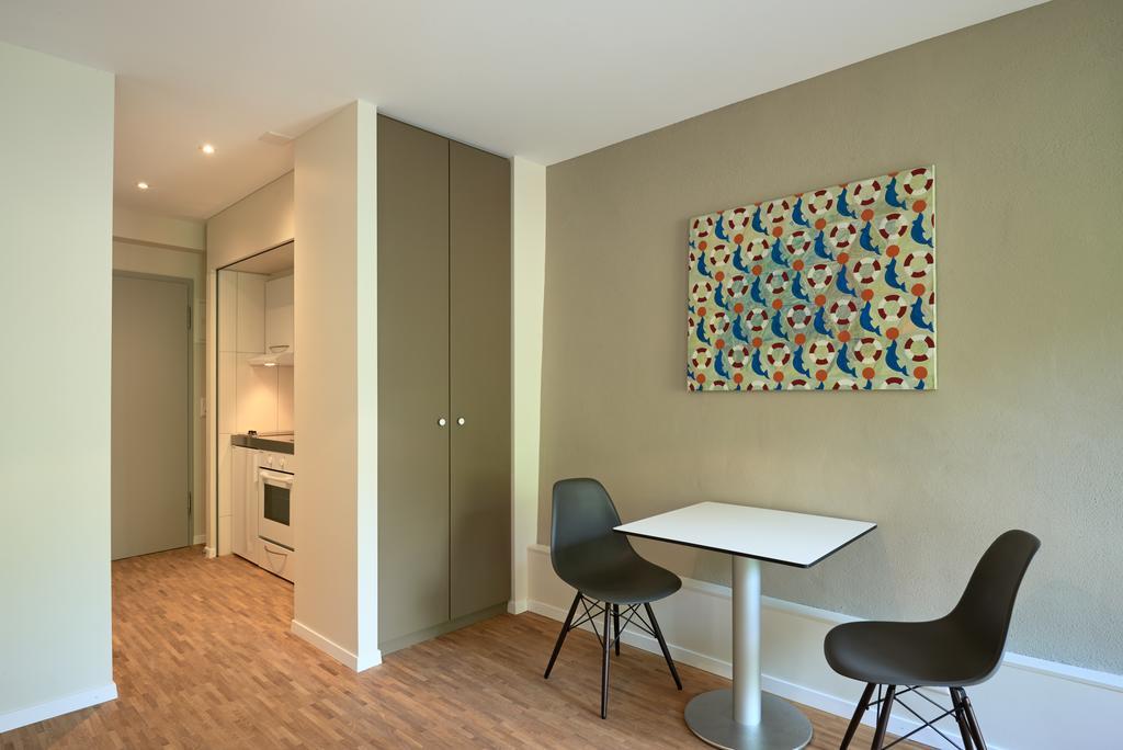 Hotel Hine Adon ฟรีบูร์ก ภายนอก รูปภาพ