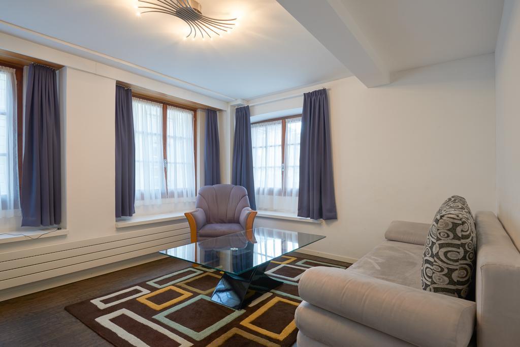 Hotel Hine Adon ฟรีบูร์ก ภายนอก รูปภาพ