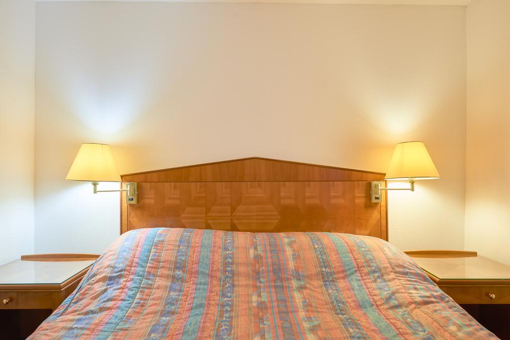 Hotel Hine Adon ฟรีบูร์ก ภายนอก รูปภาพ